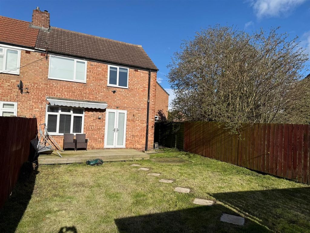 Property photo 1 of 15 Rear