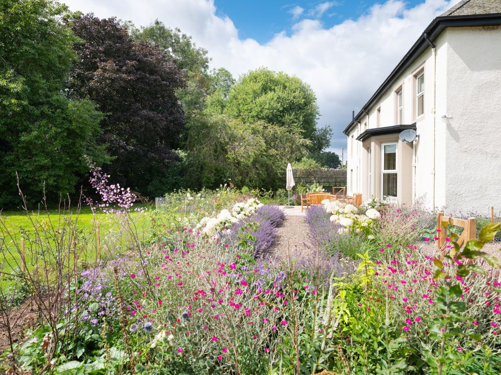 Property photo 3 of 16 Patio