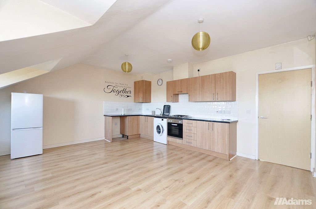 Property photo 2 of 8