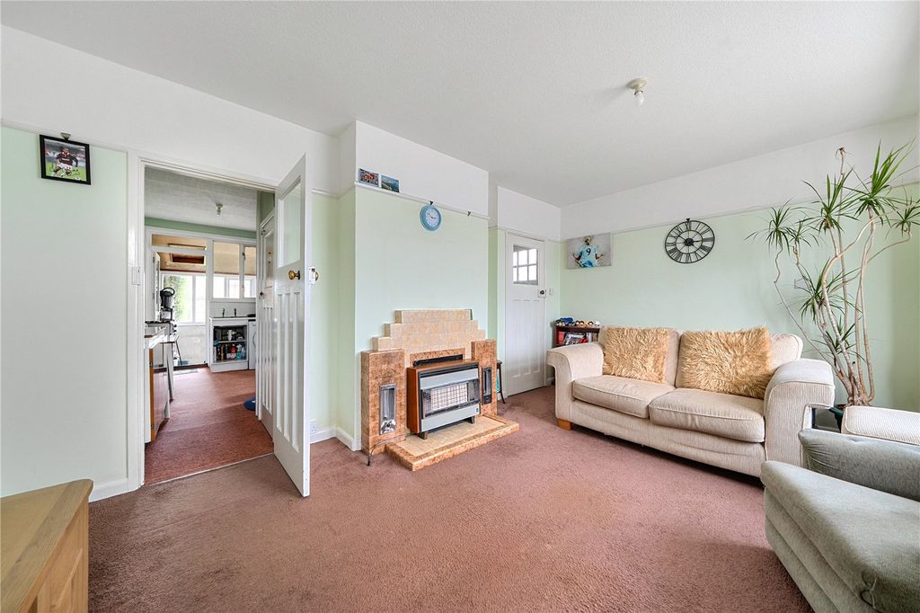 Property photo 2 of 12 Picture No. 20