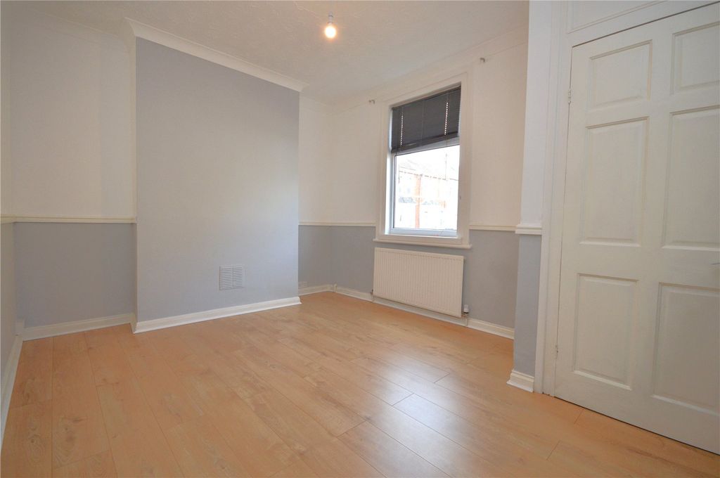 Property photo 2 of 8 Picture No. 02