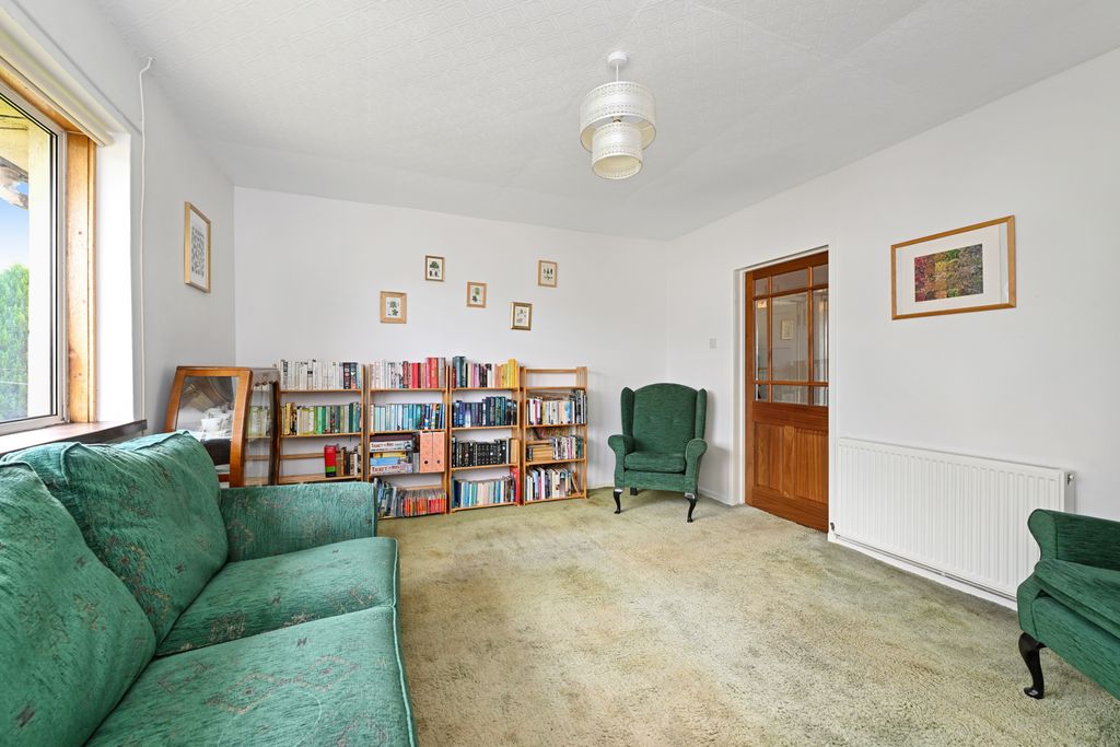 Property photo 3 of 14 Property Image 6