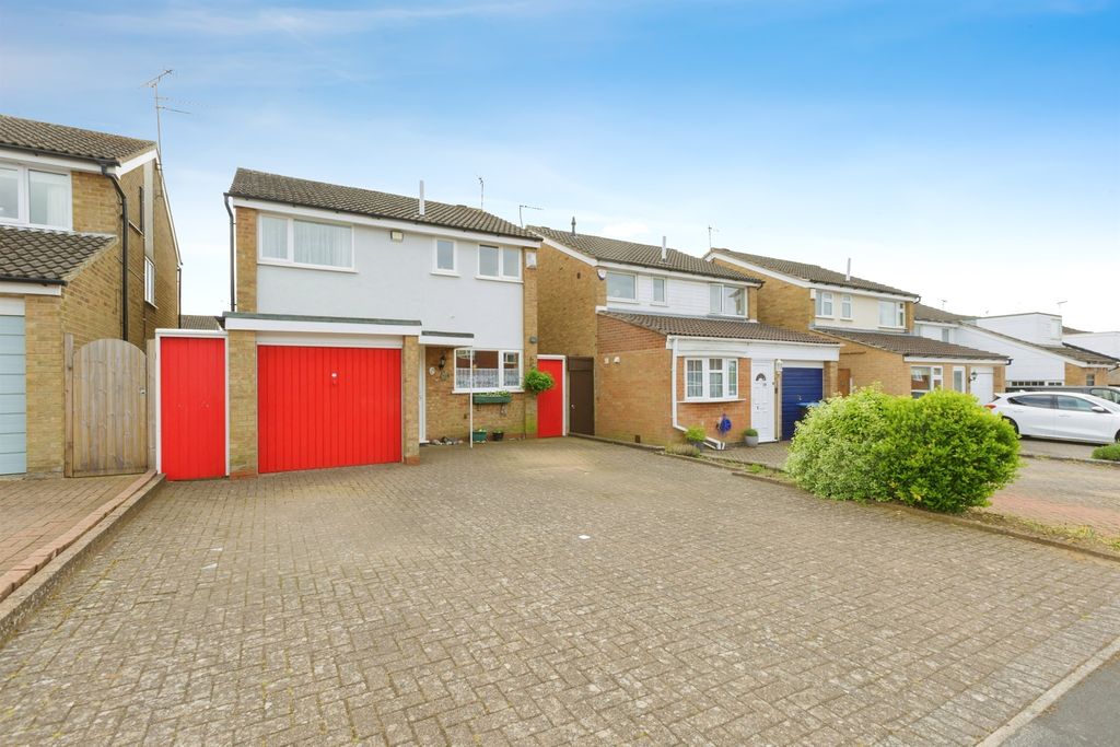 Property photo 1 of 16
