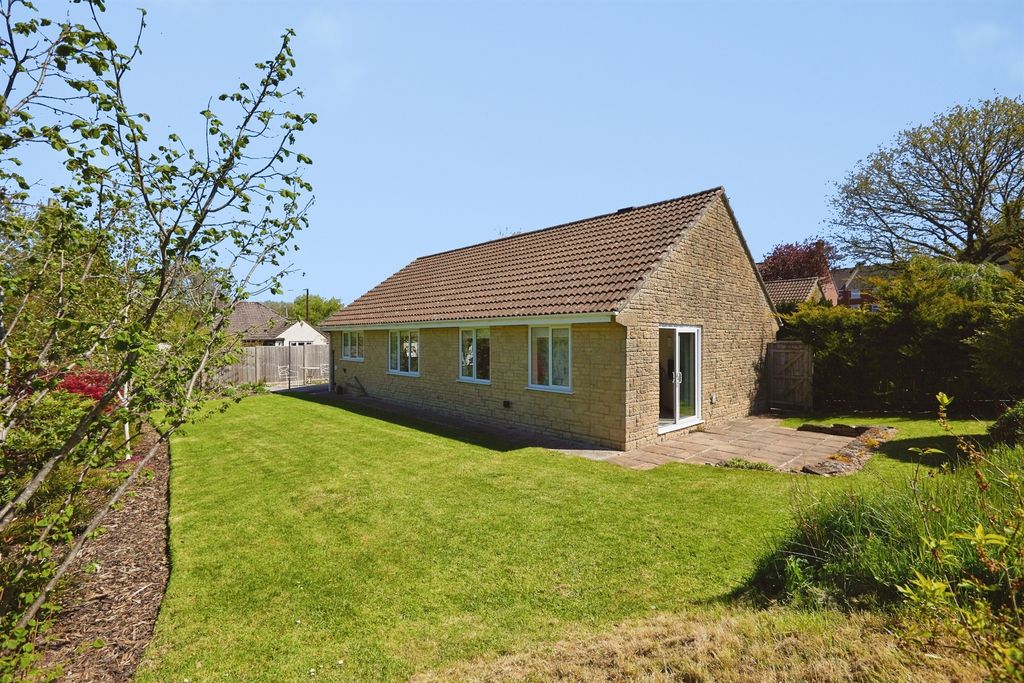 Property photo 1 of 15