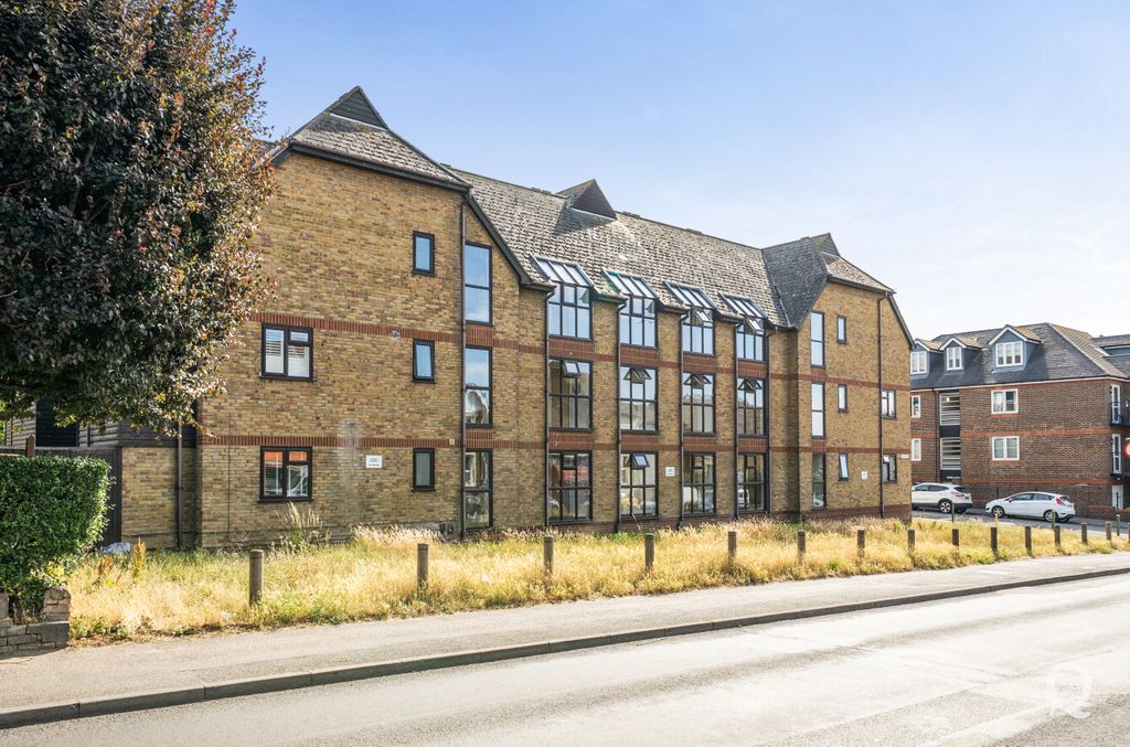 Property photo 1 of 16 7Bed8c97-ccc8-477...