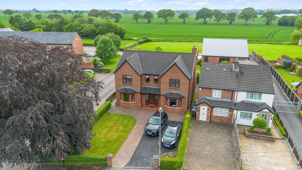 Property photo 1 of 34