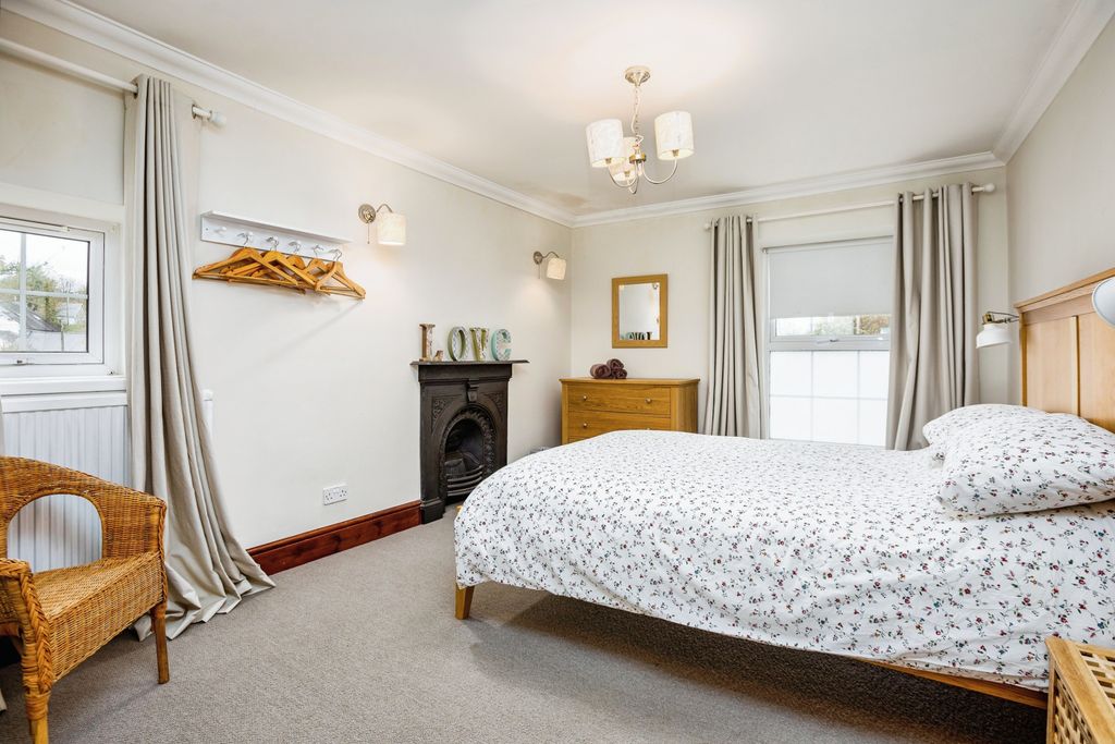 Additional image 6 of 5 bed property to rentCardigan SA43