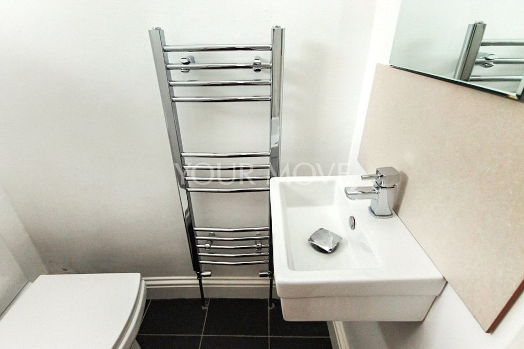 Property photo 2 of 12 Wc