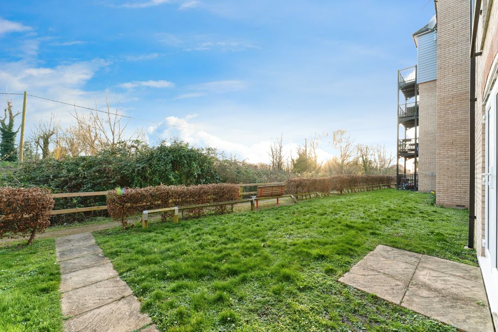 Property photo 3 of 17 Photography