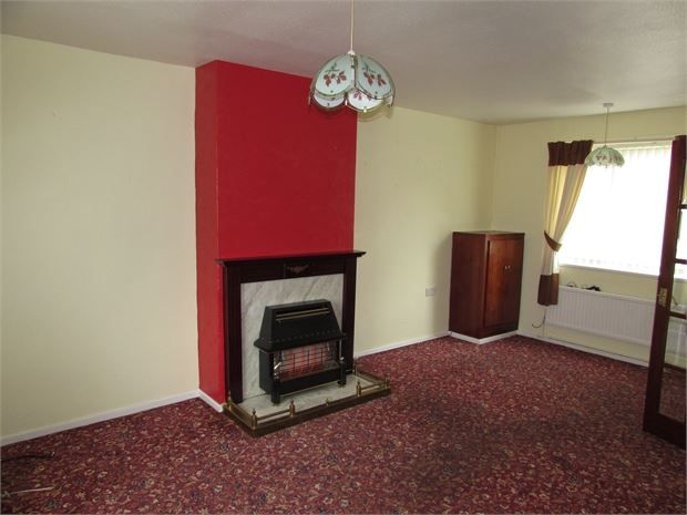 Property photo 3 of 10 Lounge