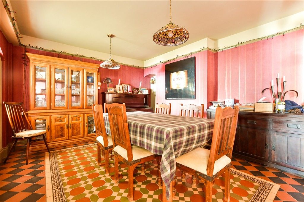 Property photo 3 of 19 Dining Room