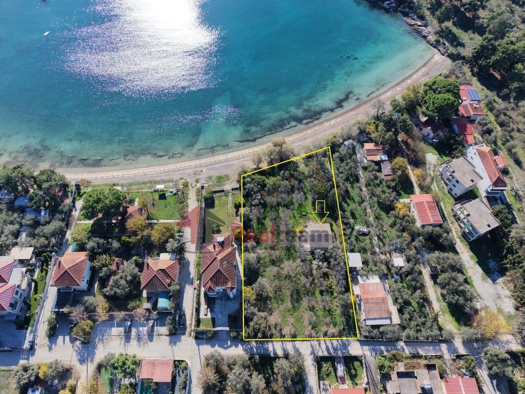 Property photo 1 of 29