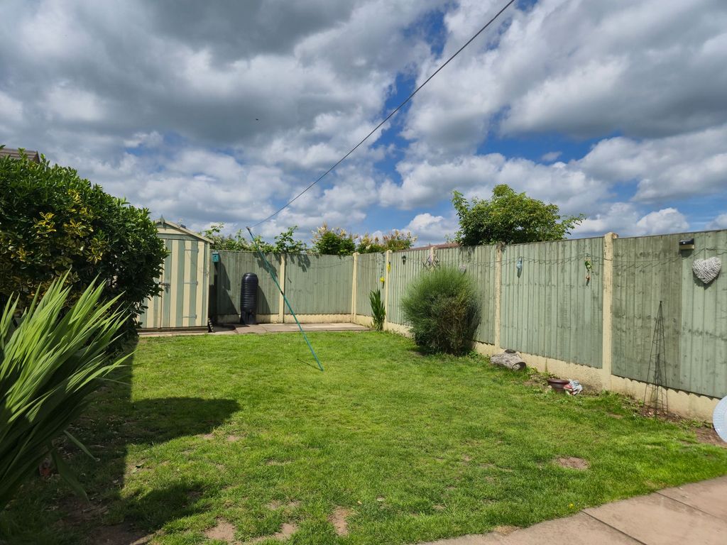 Property photo 3 of 14