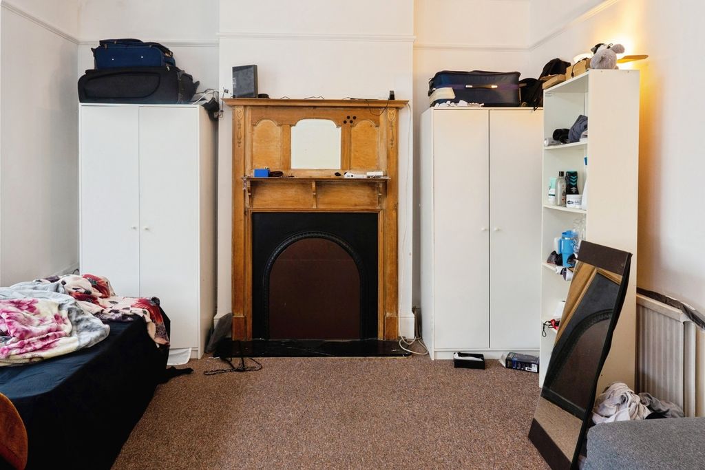 Property photo 3 of 15 Pbox-Img.Jpg