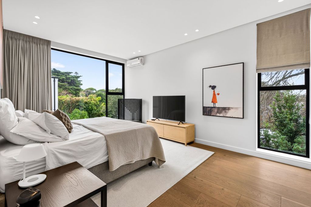 Property photo 3 of 46 Kw1743994