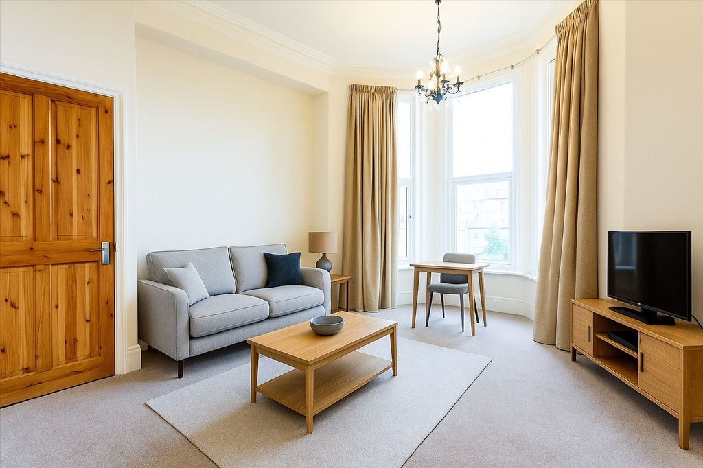 Property photo 1 of 7 Main Picture