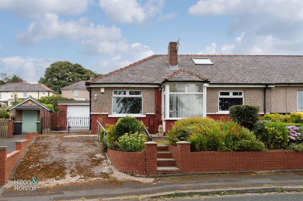 Property photo 1 of 18 Ringstone Crescent