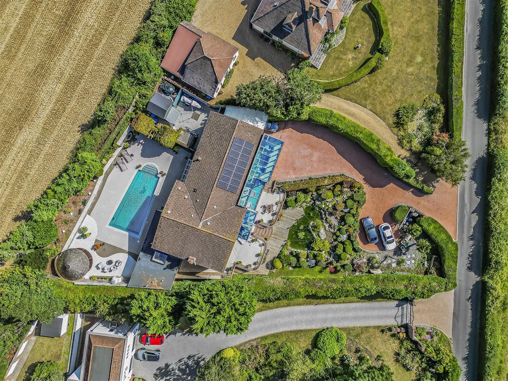Property photo 2 of 50 Portsdown Lodge-Aerials-Porticomarketing-Nexa-05.J