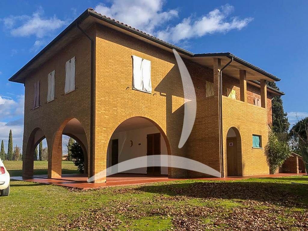 Property photo 1 of 30
