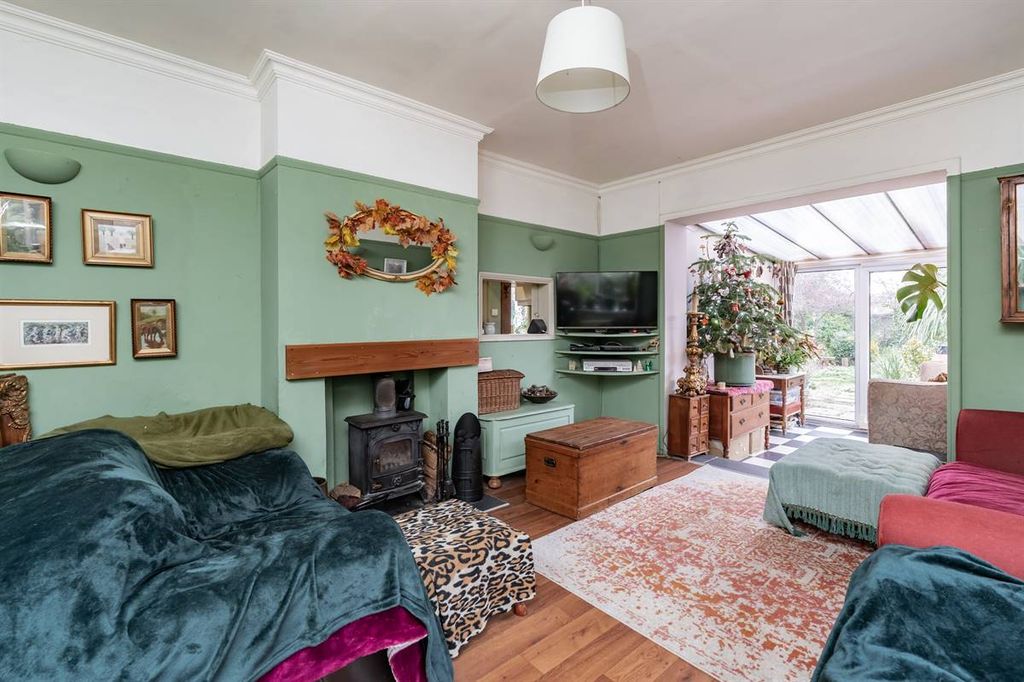 Property photo 2 of 26