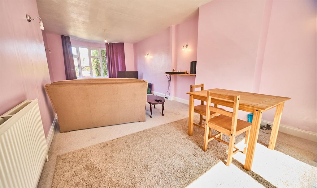 Property photo 3 of 12 Through Lounge Dining Room