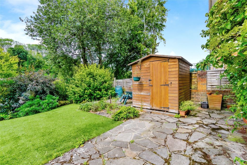 Property photo 2 of 18 Picture No. 02