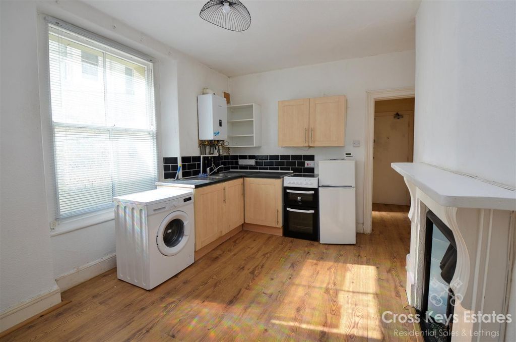 Property photo 2 of 13 Kitchen/Sitting Room/Dining Room
