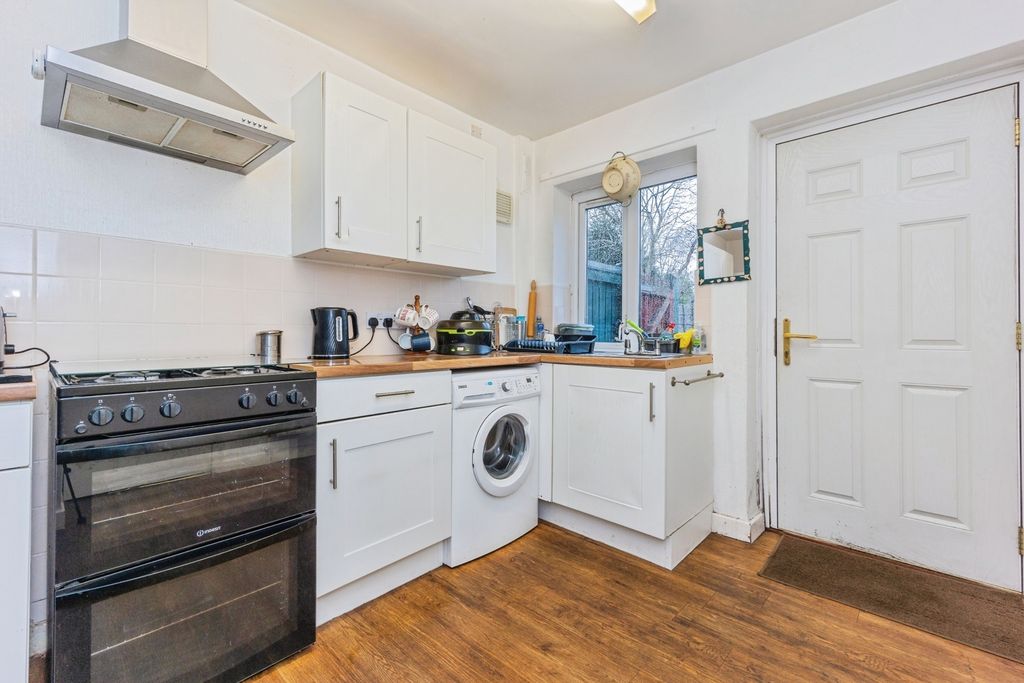 Property photo 2 of 28 Pbox-Img.Jpg