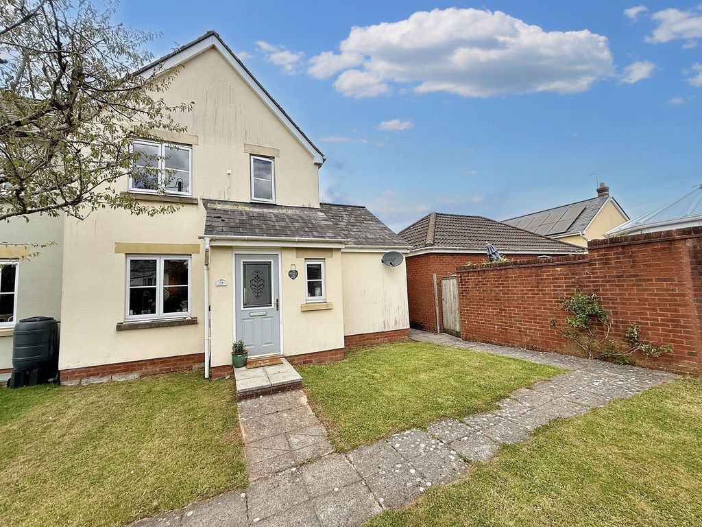 Property photo 1 of 22
