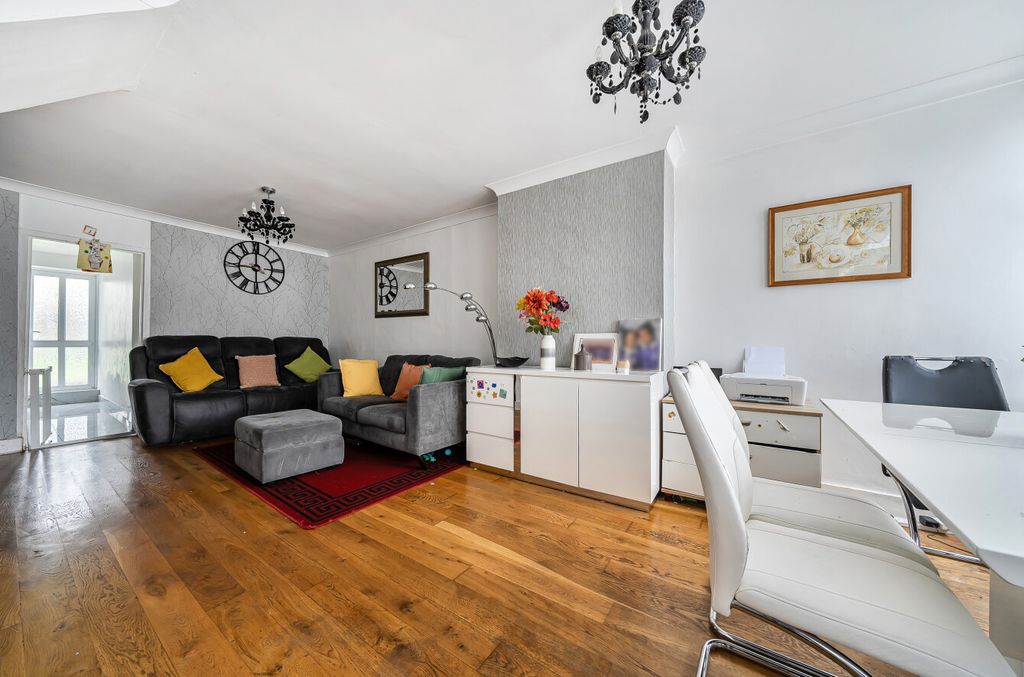 Property photo 2 of 21 Reception Room