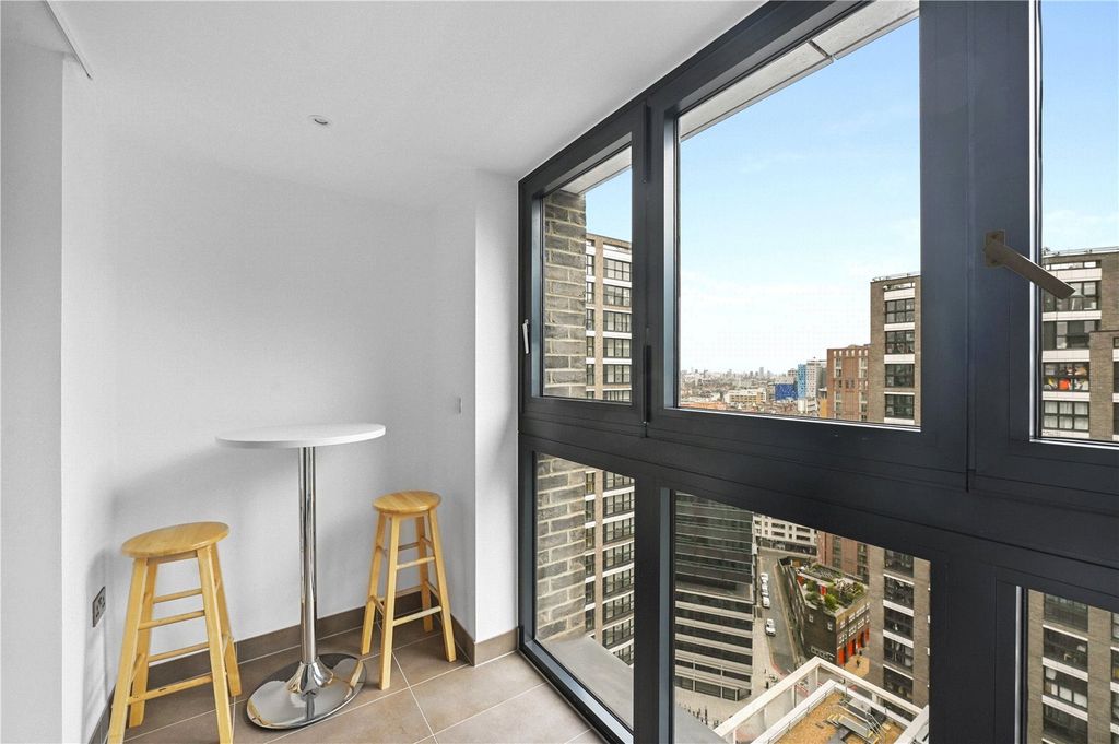 Property photo 3 of 14 Winter Balcony