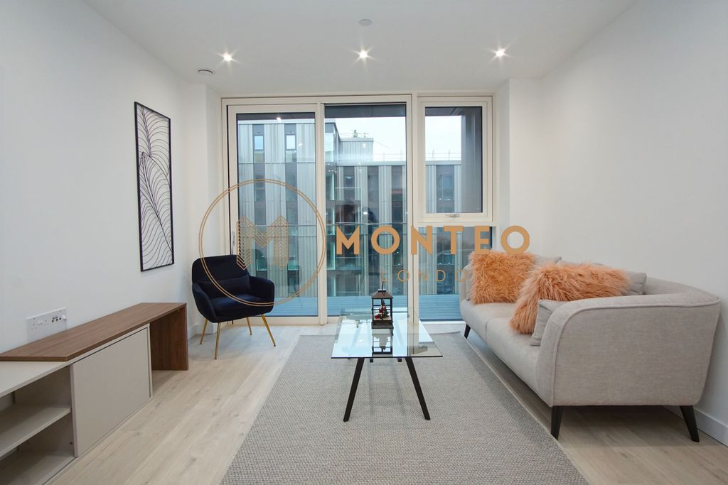 Property photo 2 of 11