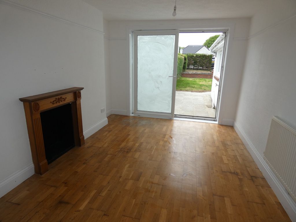 Property photo 3 of 14 Rear Lounge