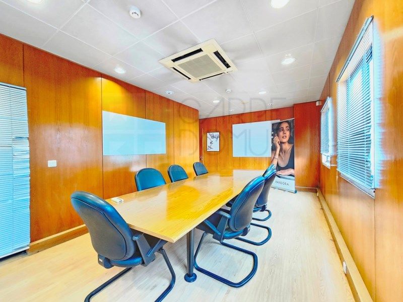 Property photo 2 of 82