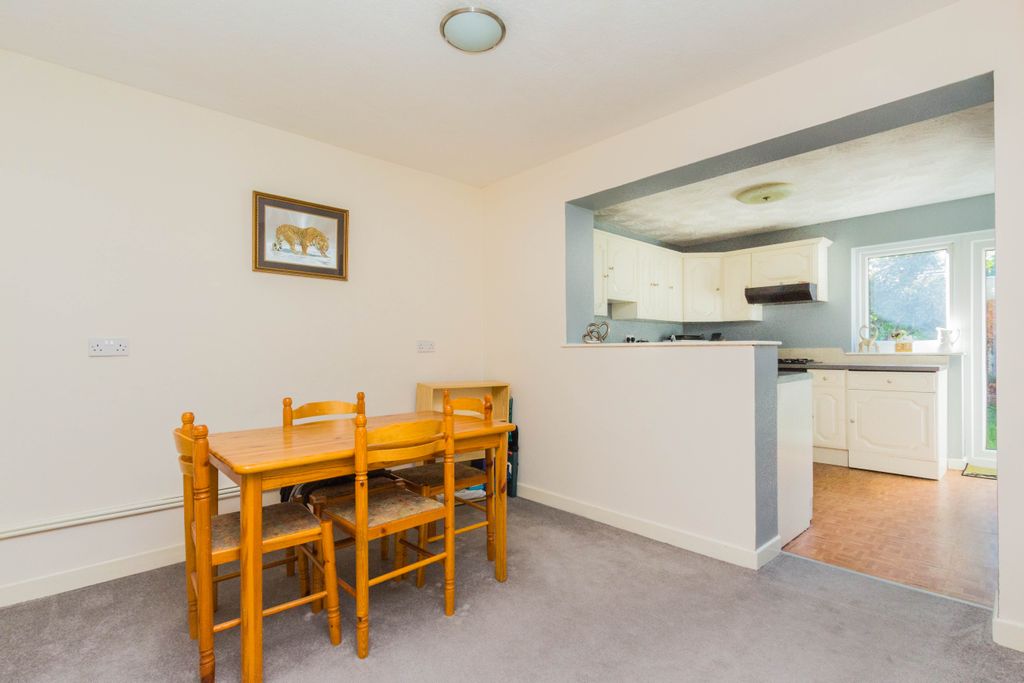Property photo 3 of 11 Kitchen/Dining Room
