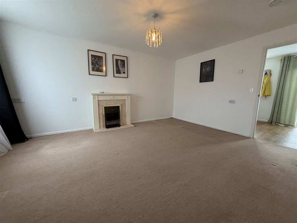 Property photo 2 of 12 1.Jpg