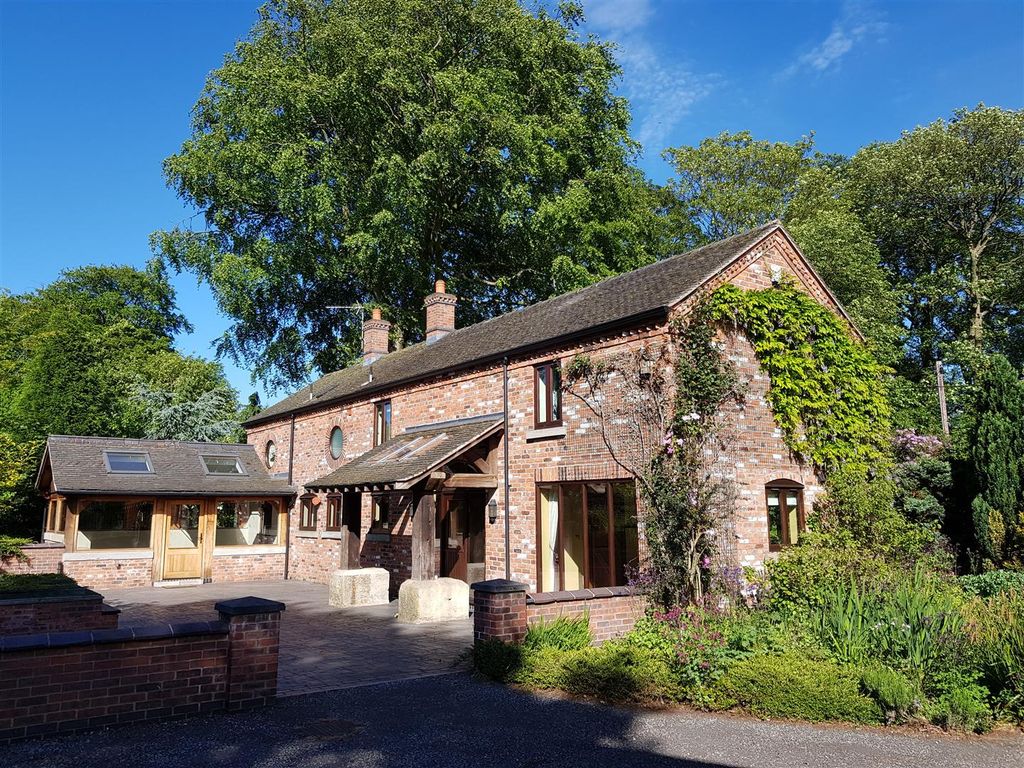 Property photo 1 of 42 Coach 4.Jpg