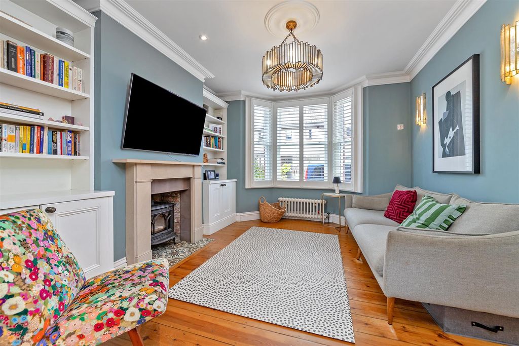 Property photo 2 of 19 54Culverroad-6.Jpg