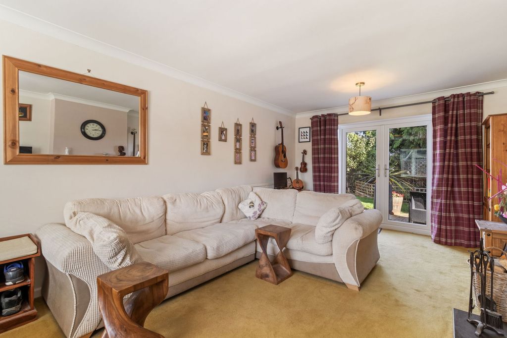 Property photo 3 of 22