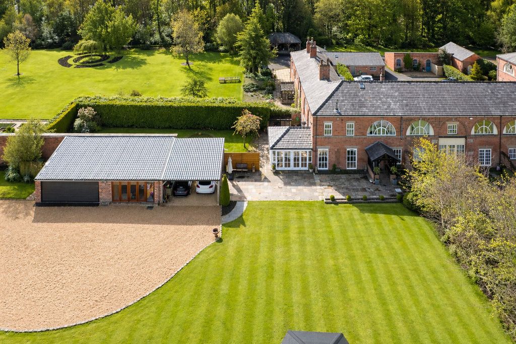 Property photo 1 of 67