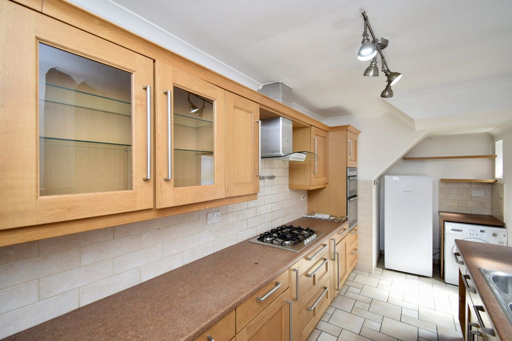 Property photo 3 of 18 Gallery