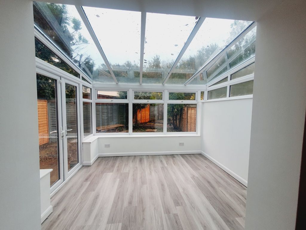 Property photo 3 of 9 Picture No. 11