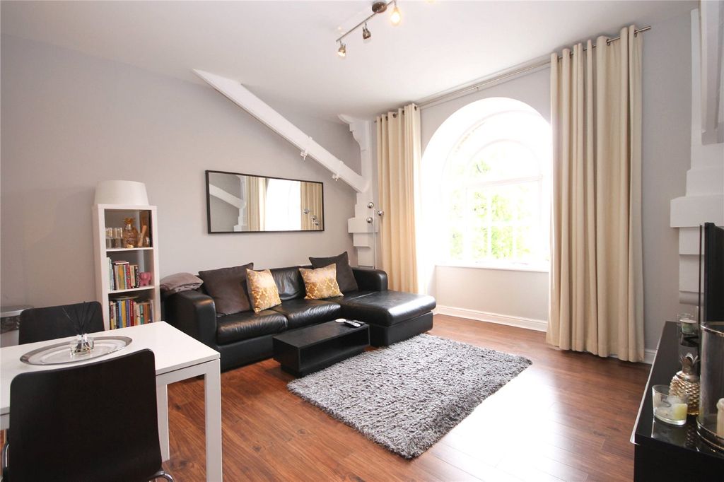 Property photo 2 of 9 Picture No. 02