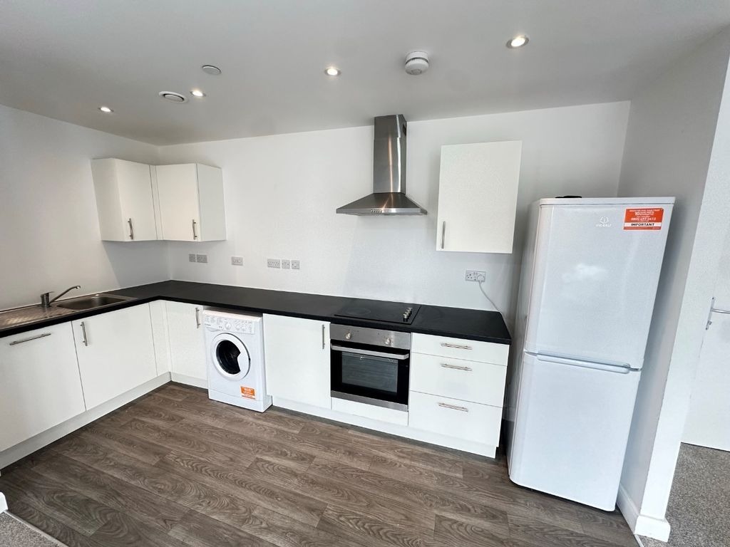 Property photo 3 of 9 4342302