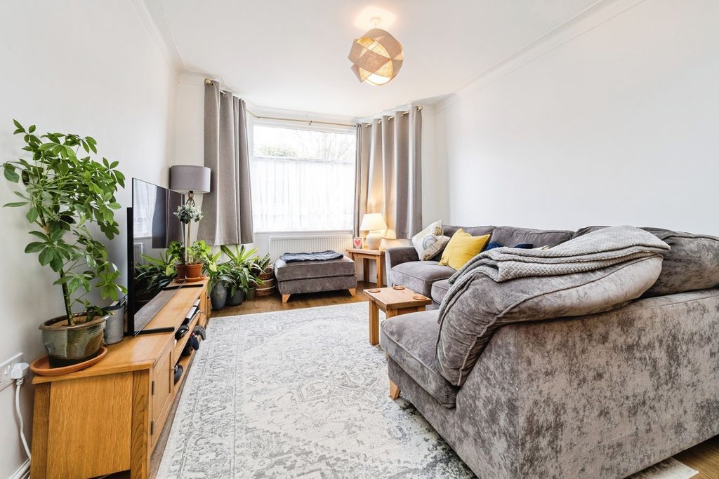 Property photo 2 of 14 Pbox-Img.Jpg