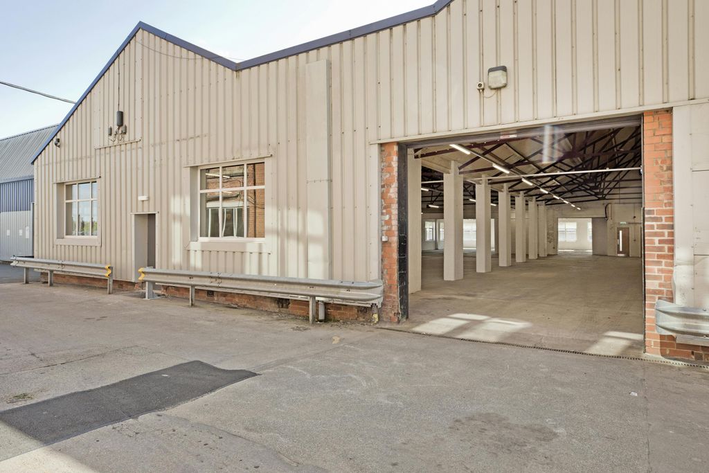 Property photo 3 of 8 Img_5662.Jpg