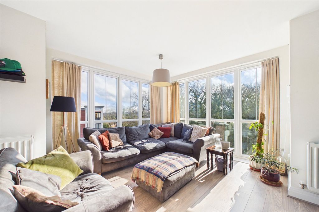 Property photo 3 of 10 Picture No. 06