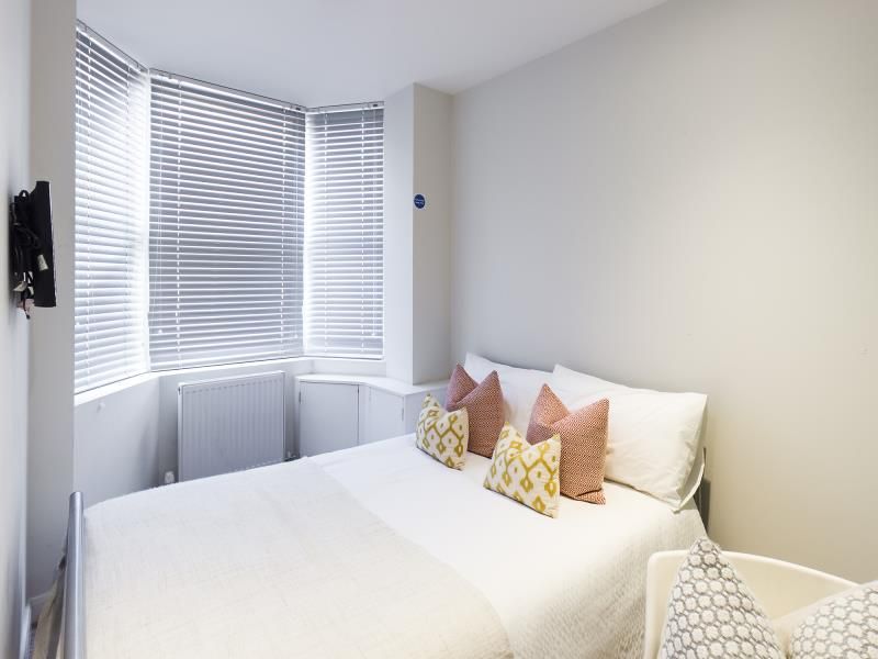 Property photo 2 of 6 Photo 1