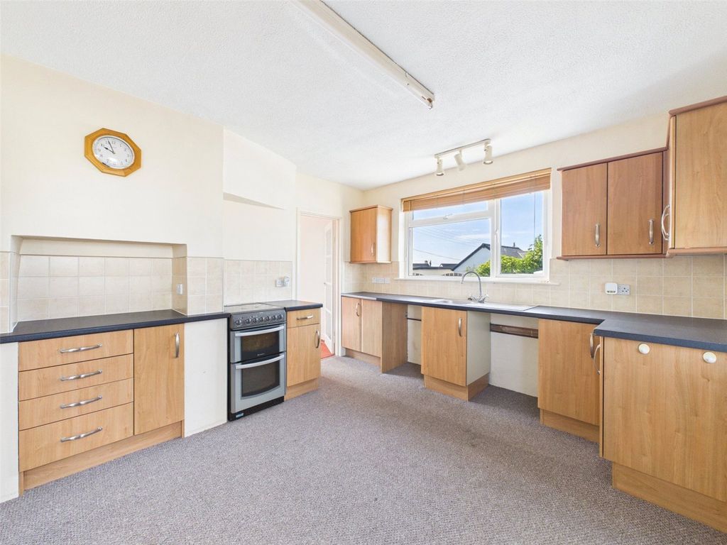 Property photo 3 of 15 Picture No. 01