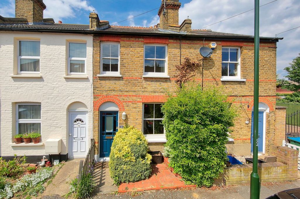 Property photo 1 of 9